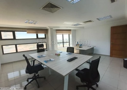 bureau à À Vendre à TUNIS - À VENDRE BUREAU À MENZAH 4