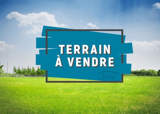 Terrain Constructible 366 M² à Men