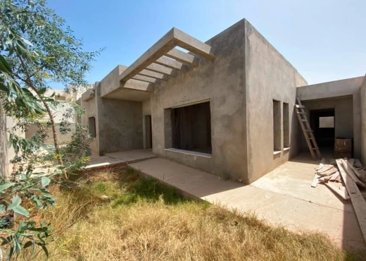 villa à À Vendre à SFAX - A Vendre Villa inachevée à Sfax