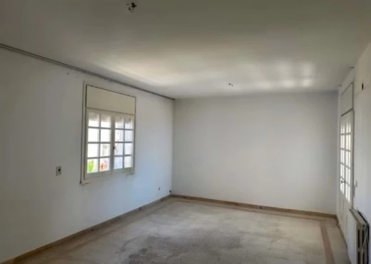 Appartement à À Vendre à ARIANA - 🏡 ENNASR 1 – À VENDRE | APPARTEMENT S+3