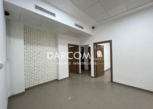 bureau 86 m² Hall+2 route marsa