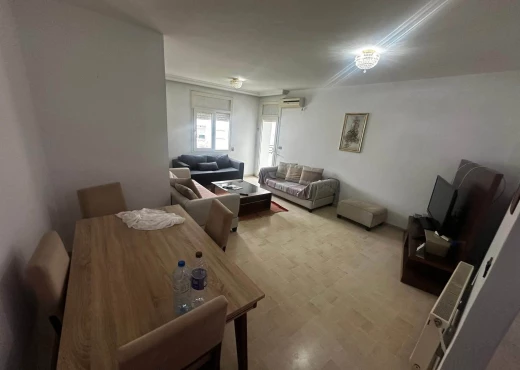 Appartement à À Vendre à TUNIS - A vendre Appart S+2 Cité Wahat