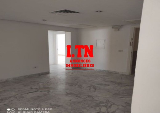 A VENDRE 2 BUREAUX 3M004/25