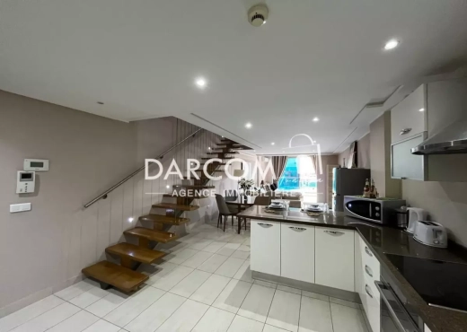 Loft meublé en Duplex 159 m² au La