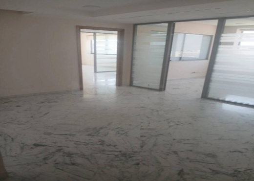 A Vendre Bureau au CUN
