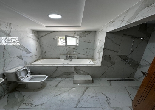 À vendre  Villa sur deux niveaux