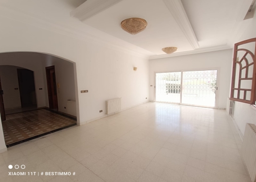 Villa plain pied cité Ghazela