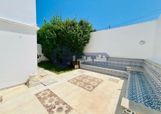 A Louer une Villa S+6 A La Marsa
