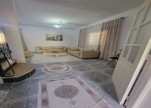 villa À Vendre à BIZERTE - 🏠 À Vendre – Magnifique Villa S+4 Duplex R+1 - Immobiliere.tn