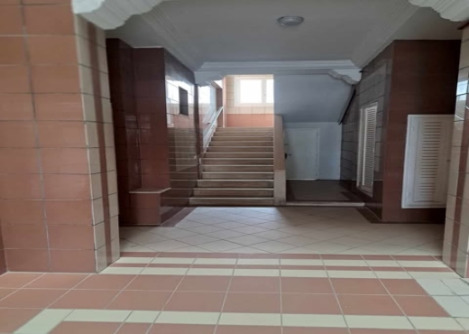 appartement à usage pour bureau