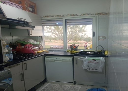 🏡 Terrain agricole bien équipé avec villa