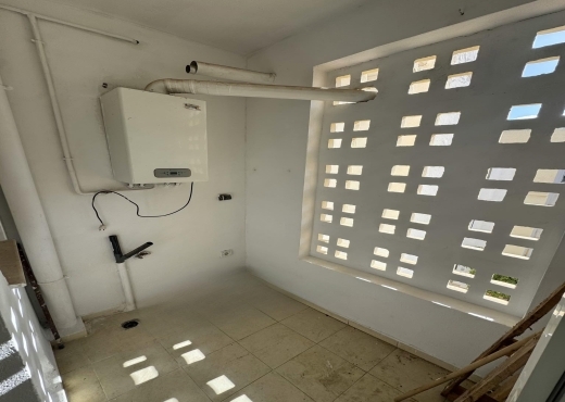 L’AOUINA : APPARTEMENT S+2  À LOUER