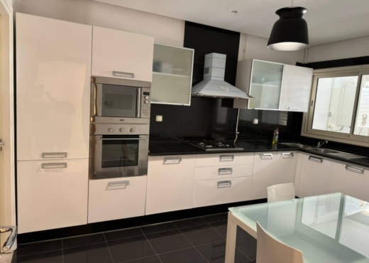 À Louer – Superbe S+3 Meublé avec Jardin Privatif