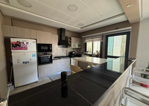 GHAZELA : APPARTEMENT S+3 À VENDRE