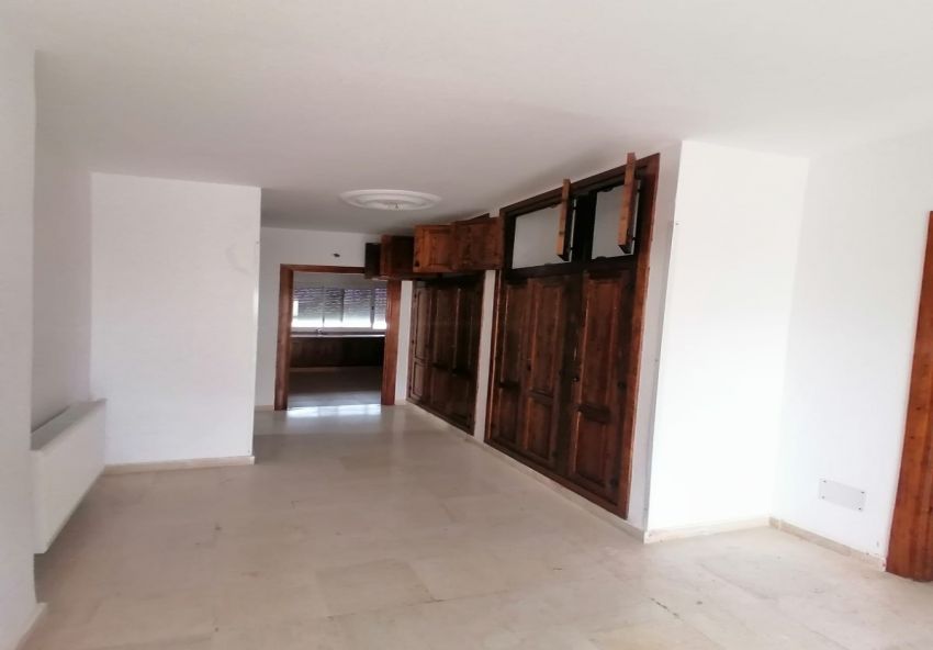 Étage de villa À Louer à BEN AROUS - A louer un étage de villa  S+2 au premier  étage - Immobiliere.tn