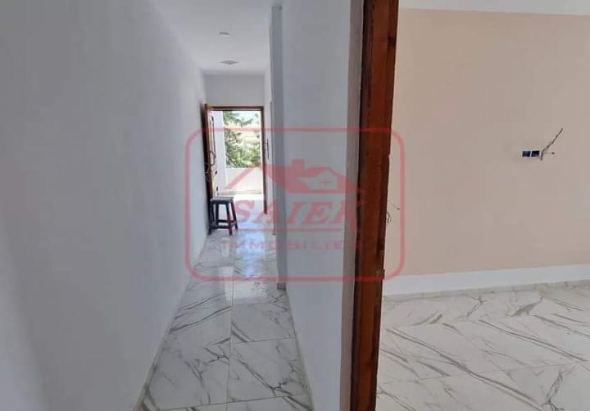 Appartement à vendre à ain mariem