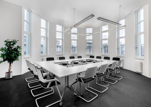 Espace de travail privé personnalisé en fonction des besoins uniques de votre entreprise à Tunis, Av. De La Monnaie