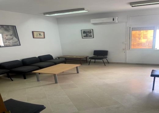 A Louer Bureau 3 Pcs Haut Standing