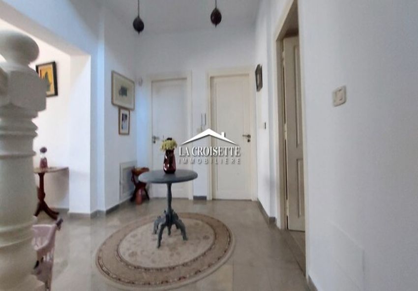 Villa Meublé S+4 Avec Loft Et Piscine Aux Jardins De Carthage MVL1521