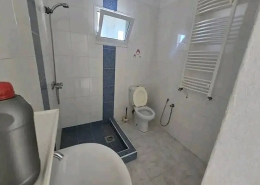 A VENDRE: Villa S+3 à Chott Mariem