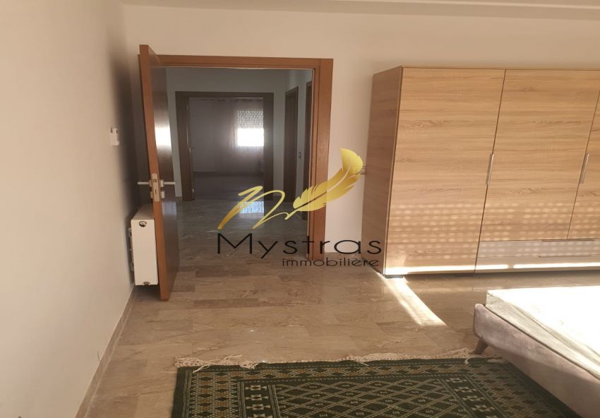 A louer un appartement s+3 meublé à la Soukra