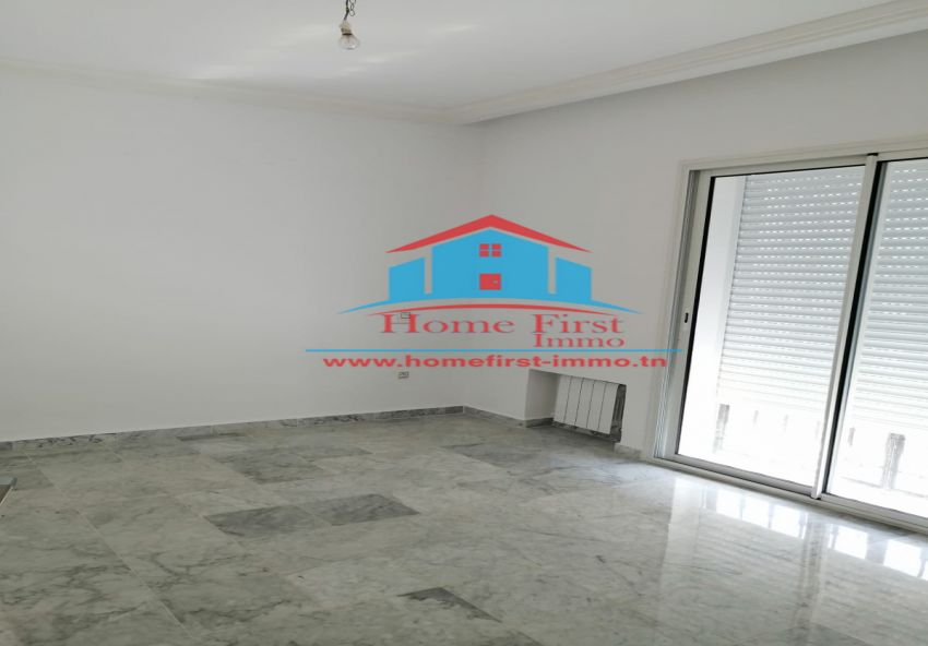 Appartement À Louer à BEN AROUS - A louer un appartement S+3 HST au premier étage  à Rades Meliane - Immobiliere.tn