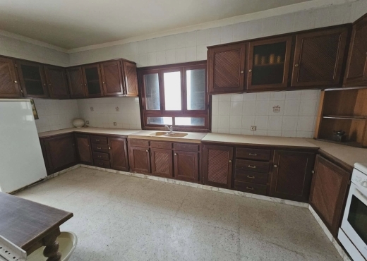 GHAZELA – UNE VILLA S+4  À VENDRE