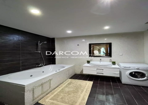 Loft meublé en Duplex 159 m² au La