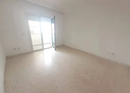 Appartement À Vendre à TUNIS - A vendre S+2 bien ensoleillé et spacieux - Immobiliere.tn - Photo 3
