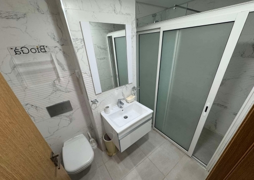 📍ENNASR 2 : APPARTEMENT S+1 RICHEMENT MEUBLÉ A LO