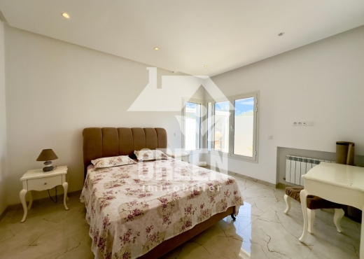VILLA " SALVADOR "