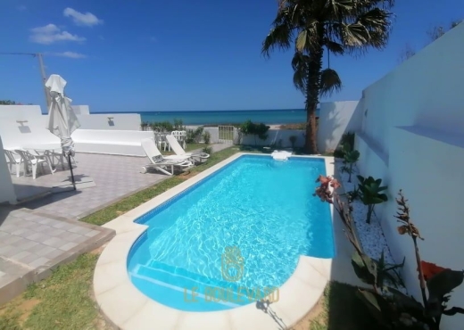 Villa S+3 pied dans l'eau
