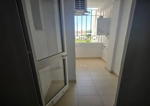 Appartement À Vendre à ARIANA - S+1 titré très propres - Immobiliere.tn - Photo 2