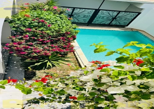 villa À Vendre à NABEUL - À vendre – Magnifique villa avec piscine à #Hammam - Immobiliere.tn - Photo 4