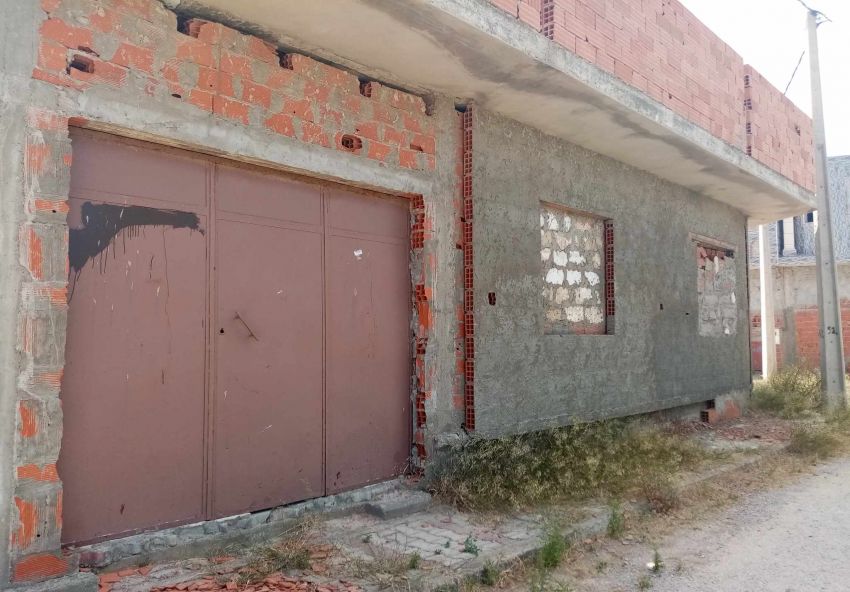 maison a vendre a tinja