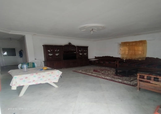 a ventre une maison a el haouaria