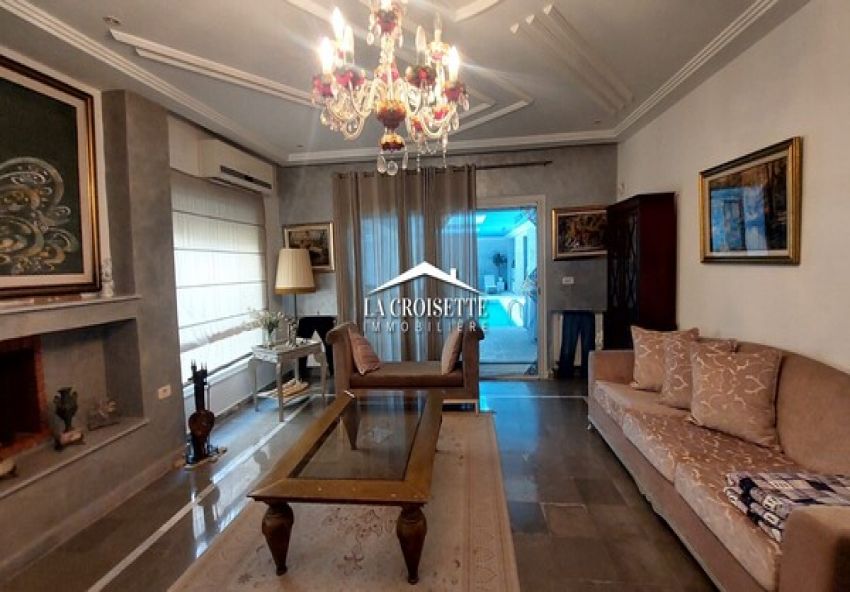 Villa Meublé S+4 Avec Loft Et Piscine Aux Jardins De Carthage MVL1521