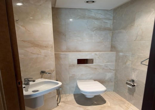 📍MENZAH 9 C  : APPARTEMENT S+2  À LOUER