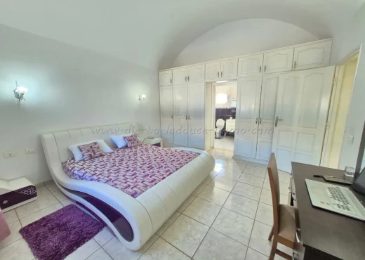 maison À Louer à MEDENINE - Maison S+4 avec piscine à Midoun - Immobiliere.tn - Photo 3