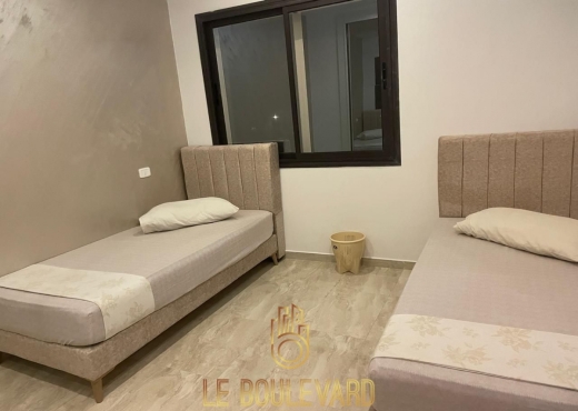 Etage de villa S+3 avec piscine