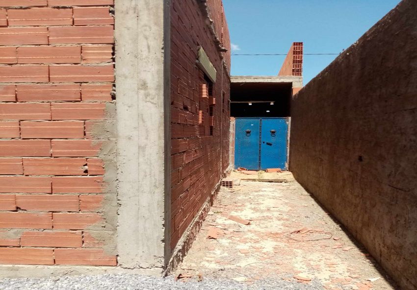 maison a vendre a tinja