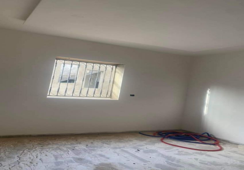 à vendre maison à dar Fadhal la soukra près de l'aéroport