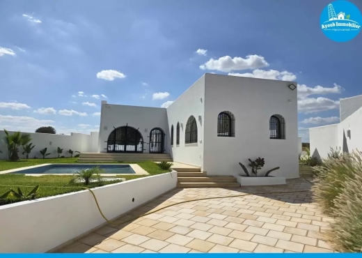 Villa Land