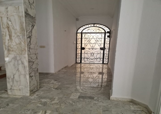 a vendre une maison à Rades el Mra