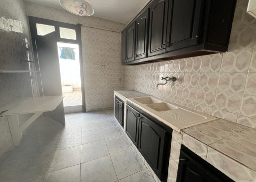A vendre RDC de villa de 217 m²