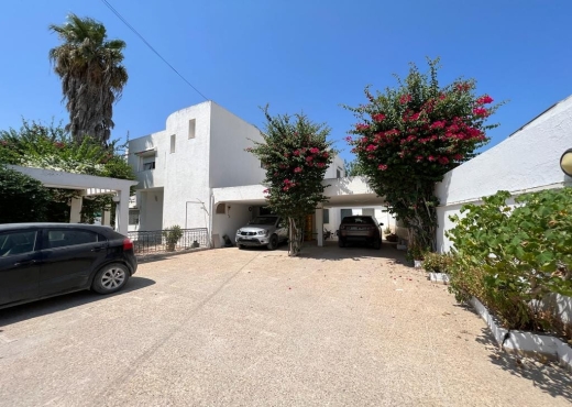 une superbe villa à la soukra