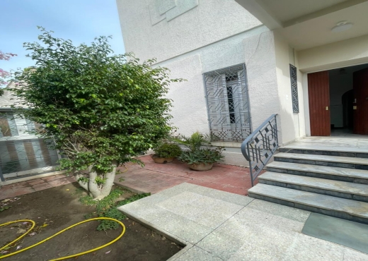 Villa bureautque  à Alain Savary