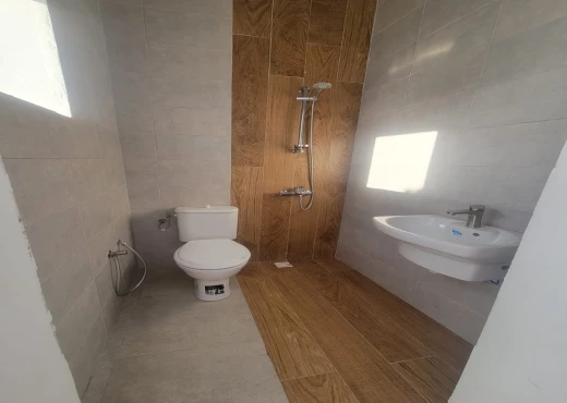 villa À Vendre à BIZERTE - À VENDRE – Villa Triplex Haut Standing S+3 - Immobiliere.tn - Photo 5