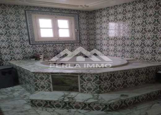 Villa 2 Apparts + Studio  La Marsa