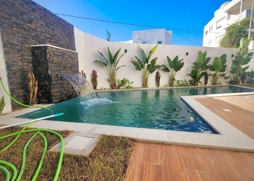 À Vendre – Villa Neuve et Moderne S+4